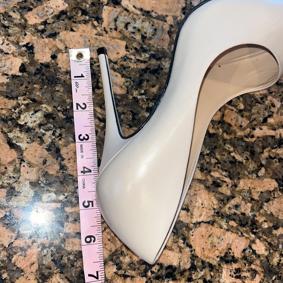 SAKS FIFTH AVENUE Shoes - Picture 8 of 8